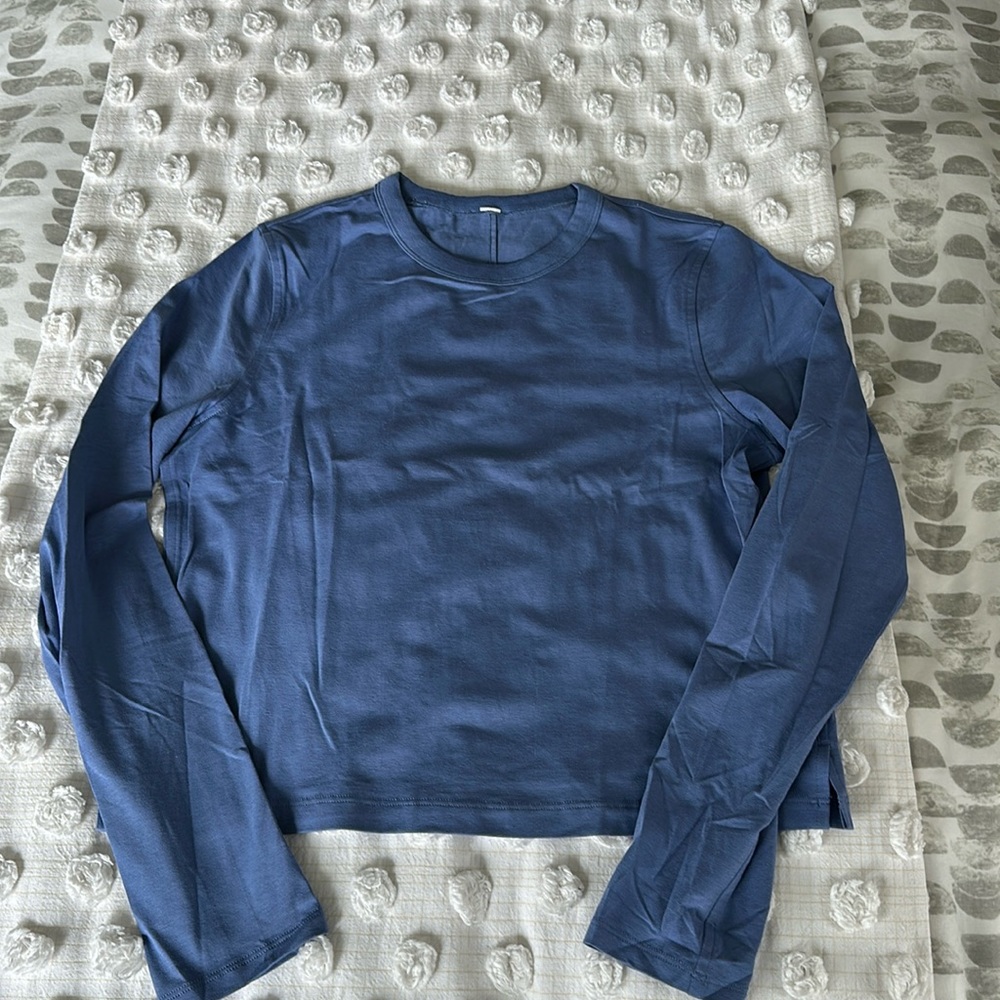 lululemon long sleeve t-shirt